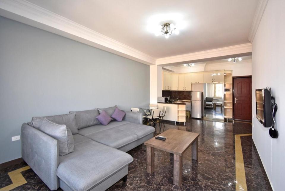Modern Apartment For Rent In Buzand Street Bu944 Yerevan Bagian luar foto