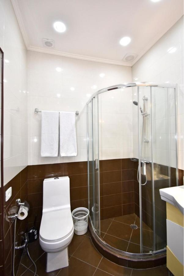 Modern Apartment For Rent In Buzand Street Bu944 Yerevan Bagian luar foto