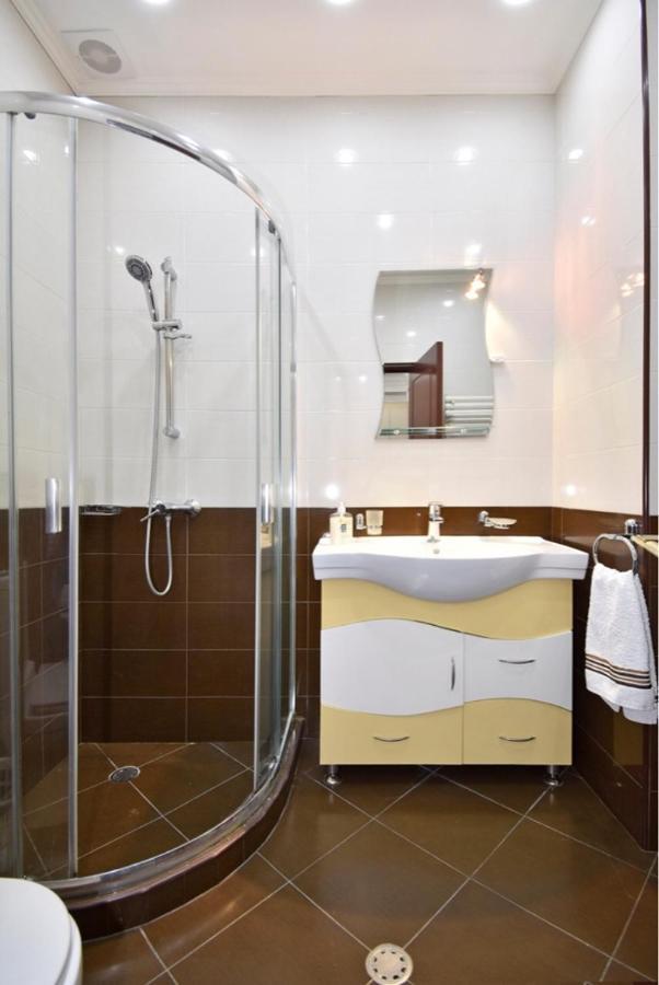 Modern Apartment For Rent In Buzand Street Bu944 Yerevan Bagian luar foto